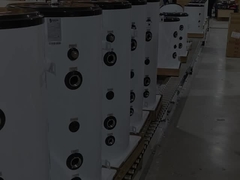 Réservoir d'eau de chaudière de 500 litres avec imprimante à jet d'encre et installation murale